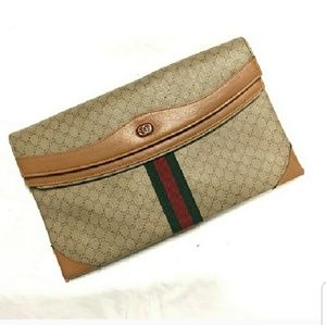 Vintage gucci clutch